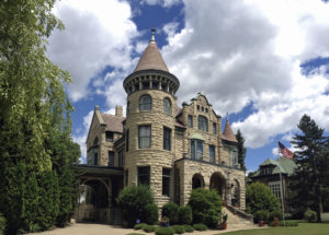 Castle La Crosse Bed and Breakfast